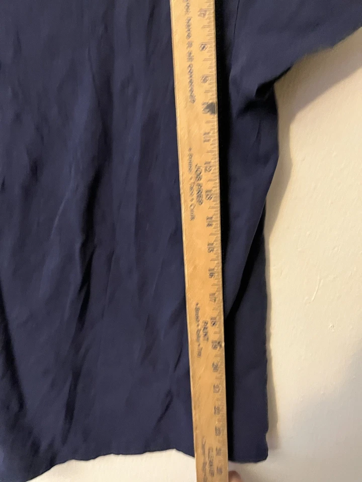 Camiseta para mujer Theory azul marino manga corta usada en excelente estado talla grande Foto 4 de 4