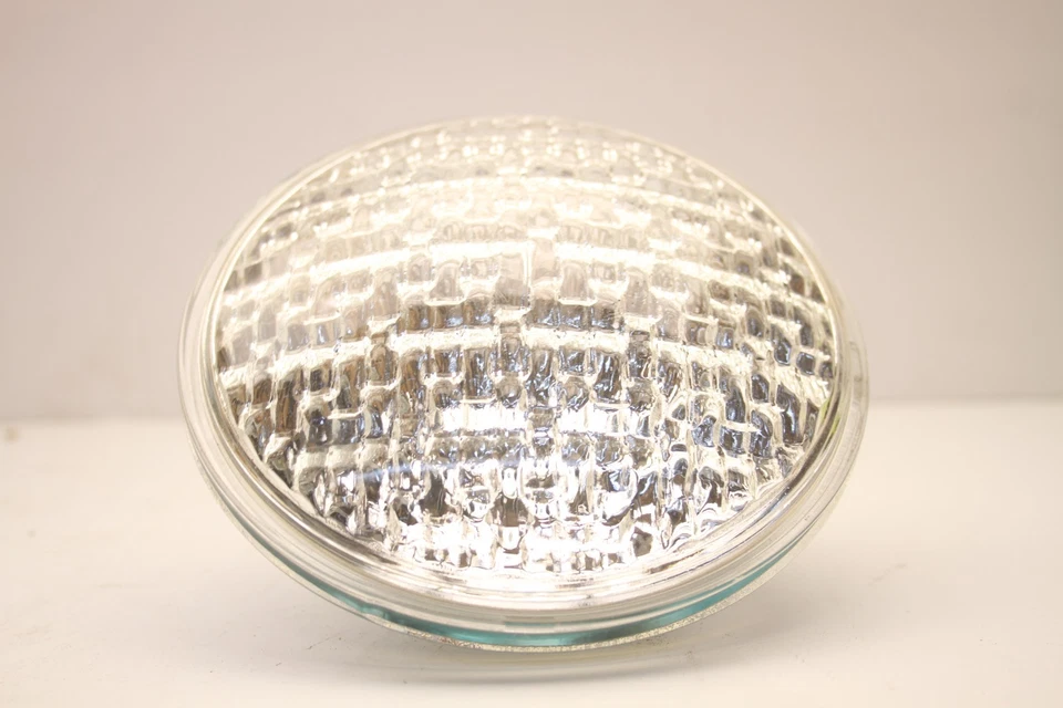 2 PACK Headlight Bulb Wagner Lighting 4419 - Image 2 of 4