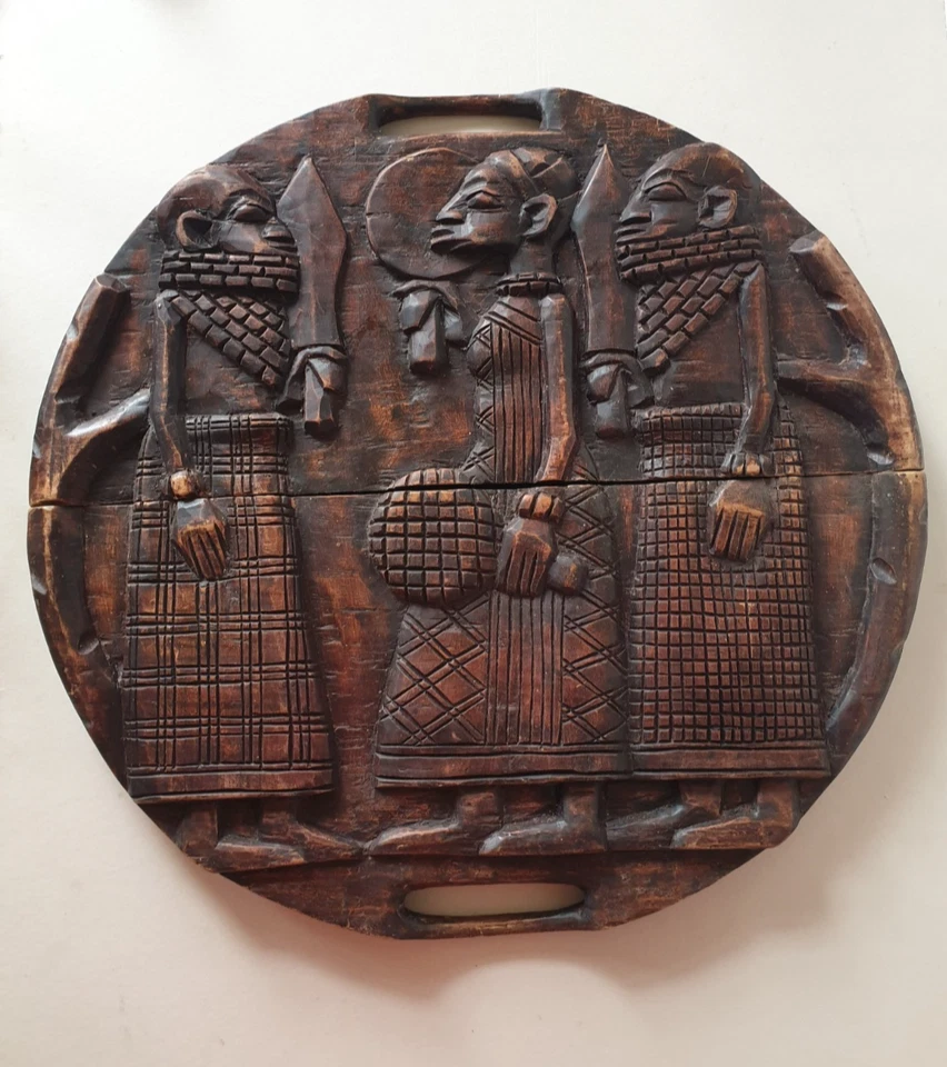 Oware (Mankala) seed game, circular (2 missing seeds) - Image 2 of 4