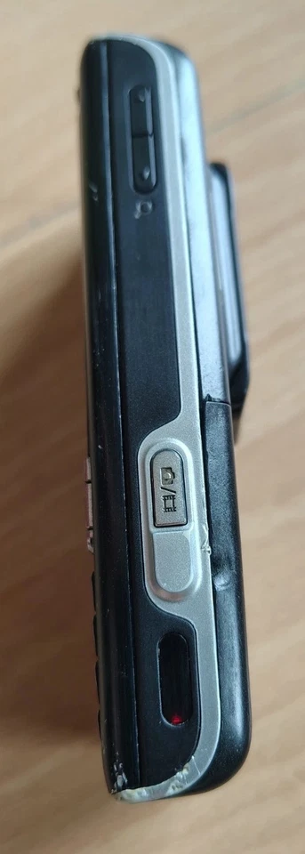 Drei simlockfreie Handys Sony Ericsson *Cybershot K800i, K770, Xperia active* - Bild 4 von 4