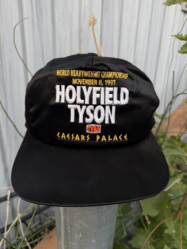 INCREDIBLY RARE AUTHENTIC 1991 TYSON HOLYFIELD CAESARS PALACE CANCELED FIGHT HAT