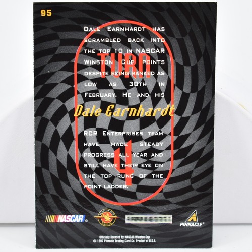 Tarjeta coleccionable vintage 1997 Dale Earnhardt Turn 4 Goodwrench Pinnacle NASCAR #95 - Imagen 2 de 2