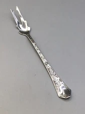 Vintage Grape pattern sterling silver Pickle Fork 6" by SSMC