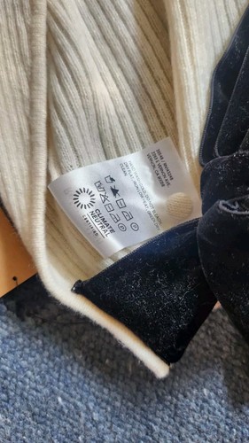 Reformation alber open tie back cashmere sweater in cream sz S - Picture 5 of 7