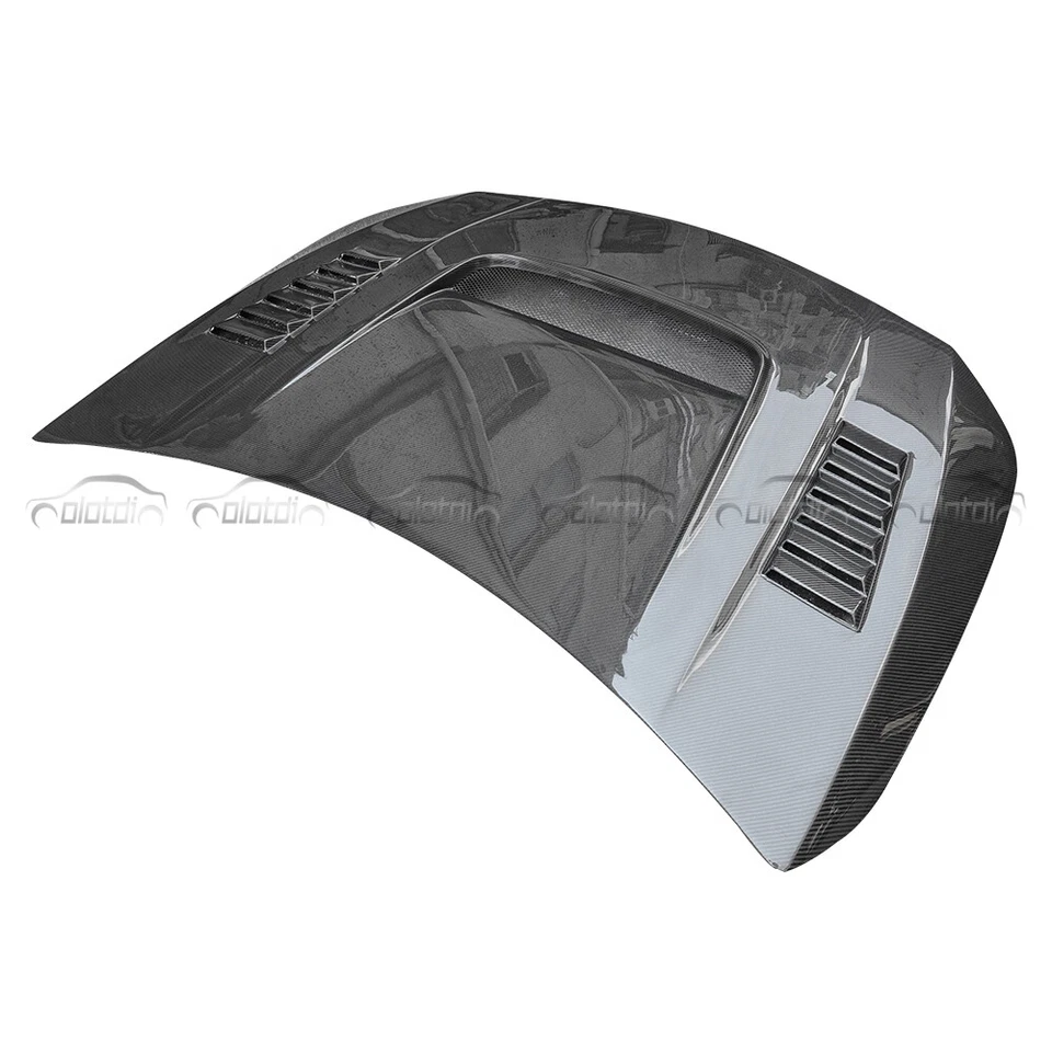 Cubierta del capó del motor de fibra de carbono estilo VRS para Mercedes Benz W177 A45AMG Foto 4 de 4