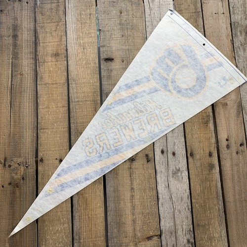 Milwaukee Brewers Baseball Banner Felt Pennant Flag - Picture 4 of 4
