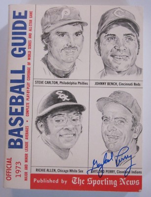 GAYLORD PERRY SIGNED AUTOGRPAHED 1973 TSN OFFICIAL BASEBALL GUIDE