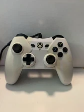 Power A XBOX ONE 1428130-01 White Wired Controller