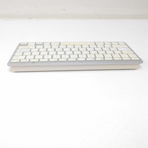 Clavier Bluetooth Générique - Afbeelding 3 van 3