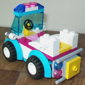 LEGO Friends  #41086 "Vet Ambulance - 100% Complete with Manual