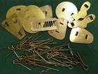 WW1-11 AUSTRALIAN MILITARY BRASS FIXING PINS & BACKING PLATES FOR BADGES