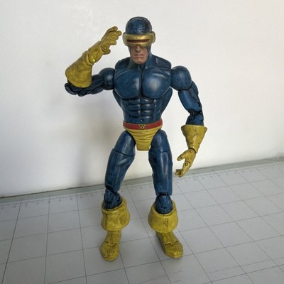 ToyBiz Marvel Legends Cyclops Action Figure Sentinel Series-Loose.