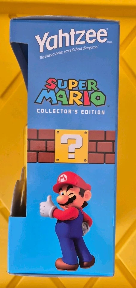 Hasbro Yahtzee Dice Game 2010 Super Mario Bros Collector's Edition NIB - Image 3 of 4
