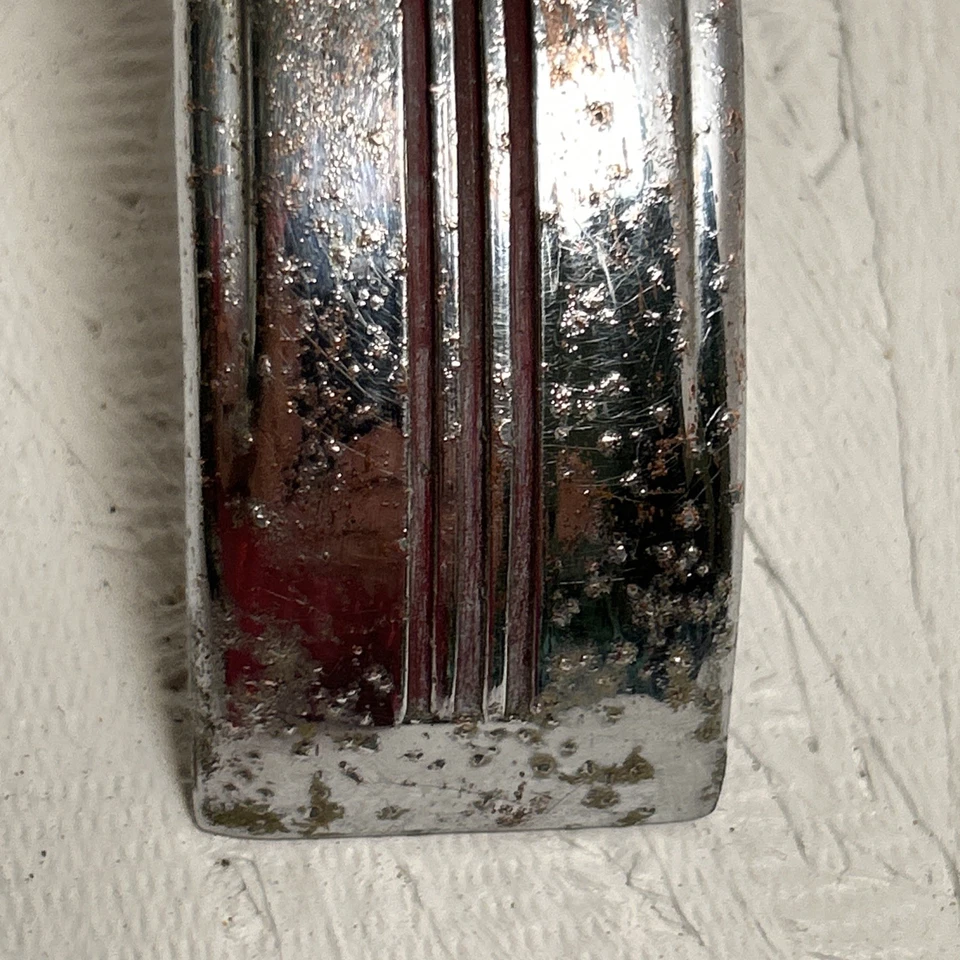 Ford 1941 tablero central cromado logotipo de moldura 11A-7004402B Super Deluxe Foto 2 de 4