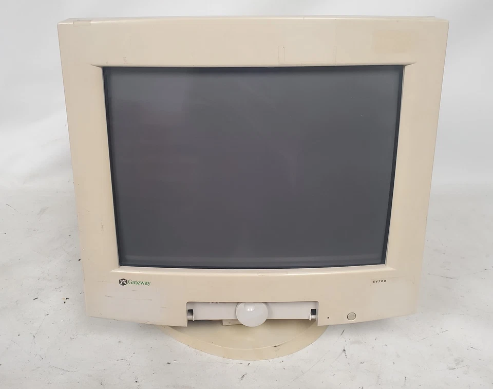 Vintage Gaming Gateway EV700-7000965 YE0711-01 16" CRT VGA Computer Monitor 1998 - Image 2 of 4