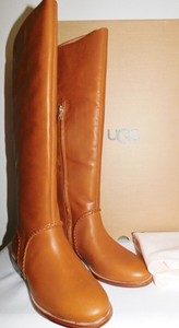 ugg gracen whipstitch boot