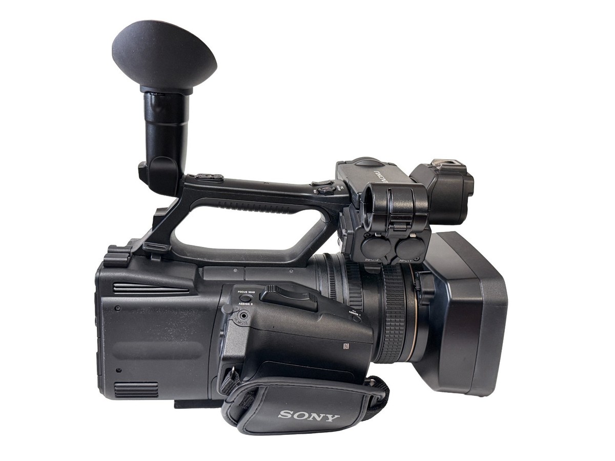 Sony Hxr-nx5r NXCAM Professional Camcorder With Built-in LED Light