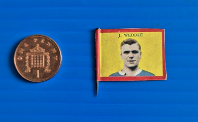 1933 THE SKIPPER FOOTBALL FLAGS - J WEDDLE (PORTSMOUTH)