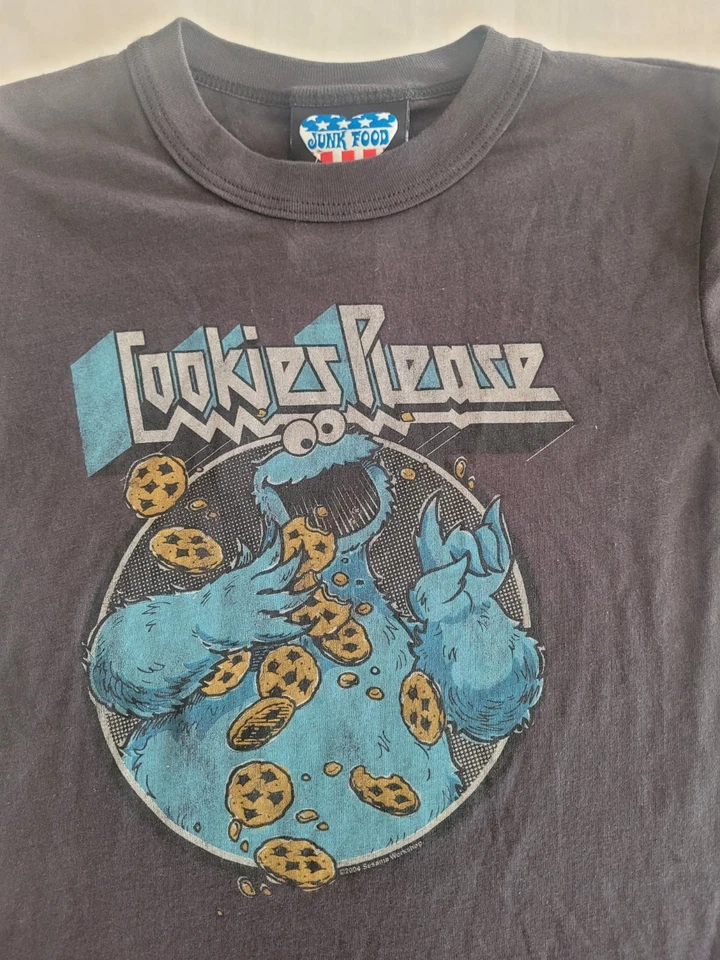 NOVA Camiseta Junk Food Cookie Monster “Cookies Please” Meninas Juventude Med. Vintage - Imagem 2 de 4