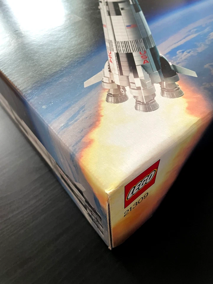 LEGO 21309 (92176) NASA Apollo Saturn V - New, Sealed, Excellent - Fast Shipping - Image 3 of 4