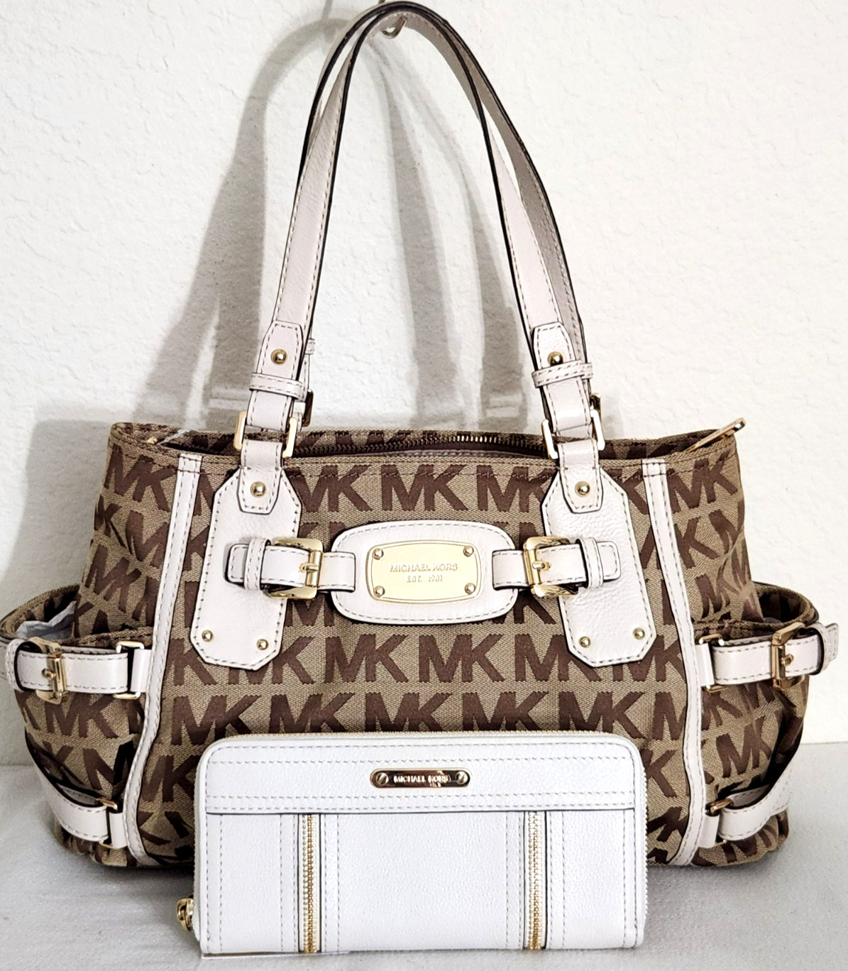 MICHAEL KORS GANSEVOORT LG MONOGRAM VANILLA BEIGE SATCHEL BAG &/OR WALLETNWT