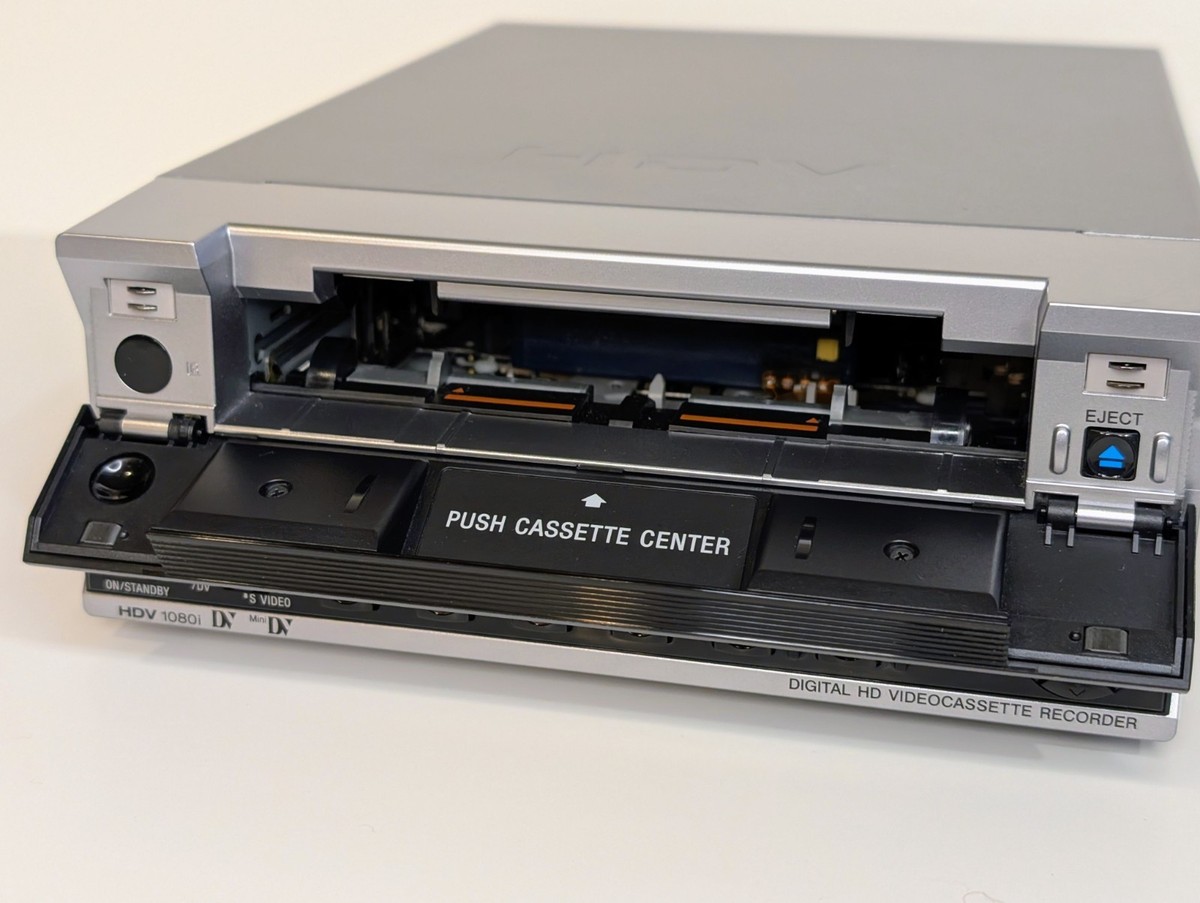 Sony HVR-M15AU 1080i HDV DVCAM DV Digital Video Player Recorder