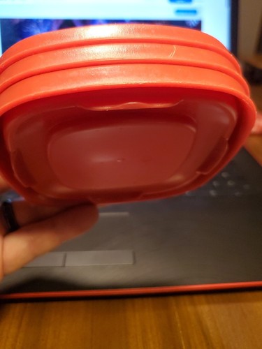 3er Set - Rubbermaid 7J58 Rot Easy Find Aufbewahrungsbehälter NUR DECKEL - Bild 4 von 4