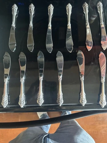 WALLACE GRAND BAROQUE STERLING SILVER HH MASTER BUTTER KNIFE  6 3/4” NO MONO