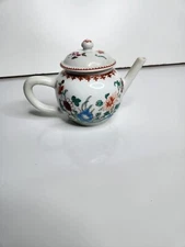 Vintage Franklin Mint Mini Teapot Porcelain Victoria & Albert Chinese Museum 