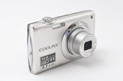 【未使用品】Nikon COOLPIX S3000　付属品全て購入時のまま Amazon.com : Nikon Coolpix S3000 12 MP Digital Camera with