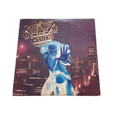 Jethro Tull War Child LP Vinyl Crysalis Records CHR 1067 1974