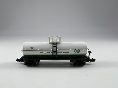 Bachmann #746 N Scale QS Single Dome Tank Car White Fair