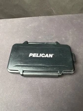 Pelican 0945 Compact Flash Memory Card Case (Black) (Cards Not Included)