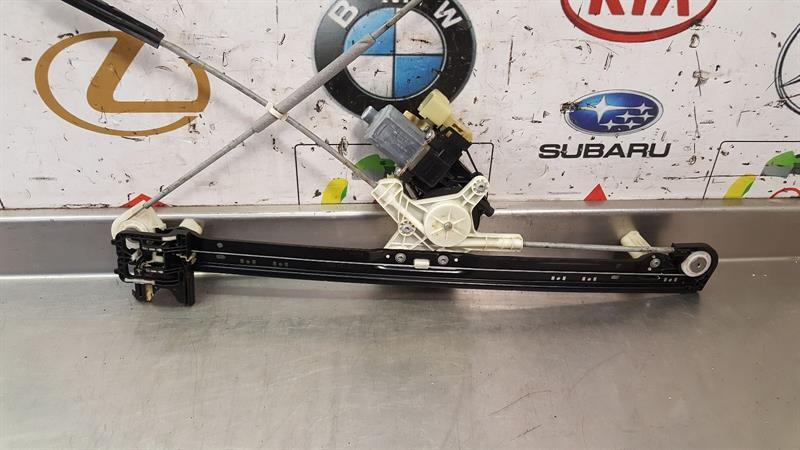RANGE ROVER VOGUE L405 SDV8 2013- FRONT LEFT PASSENGER WINDOW 
