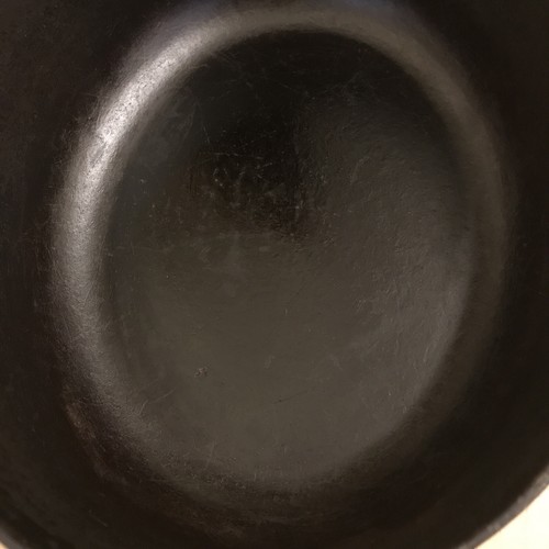 STAUB Cast Iron Oval Made France 31 Black. 5,5 QT - Picture 10 of 11