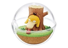 Pokemon Psyduck Relaxing Moments Terrarium Trading Figure 