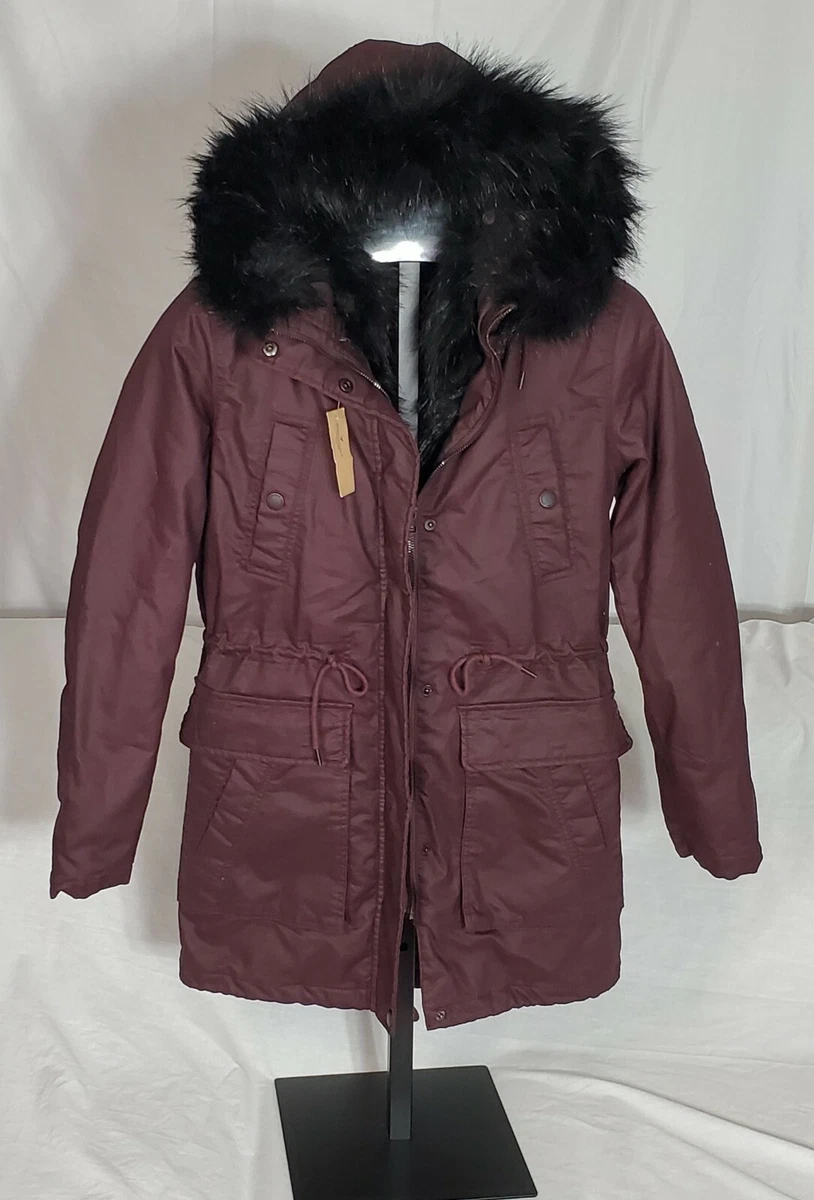 NWT Women s American Eagle Hooded Sherpa Parka Jacket Coat Burgundy xs
