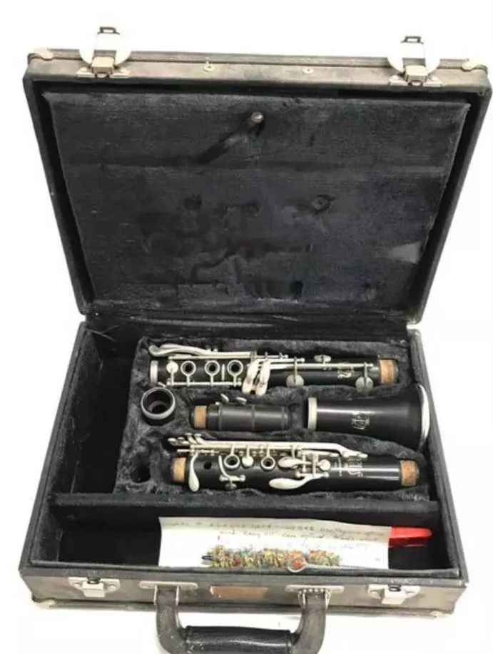 Vito sale clarinet 7214