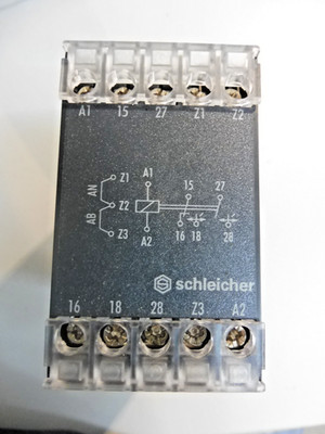 SCHLEICHER  SSY12  0,5s  ZEITRELAIS  RELAIS Wie Neu