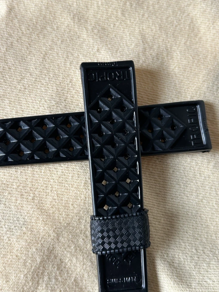 Tropic Noir NOS 19mm    Yema / Rolex/ Omega/ Cartier / Breitling/ Vintage - Photo 2/3