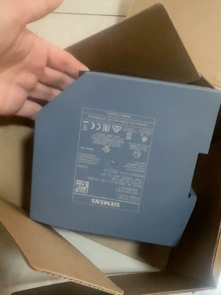 6EP1334-2BA20 Siemens power supply brand new packaging genuine product - Image 3 of 4