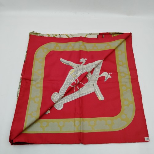 Hermes scarf Carre 90 Reds Silk100% 4401844 - Picture 9 of 11