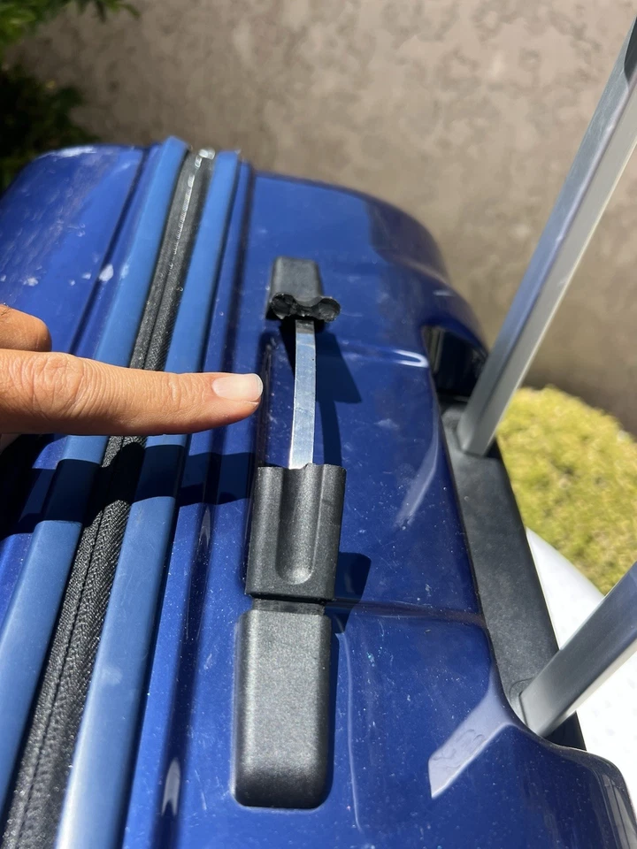 *handles Need Repair* Bric's Riccione 30" Blue Hardshell Spinner Light Suitcase - Image 2 of 4