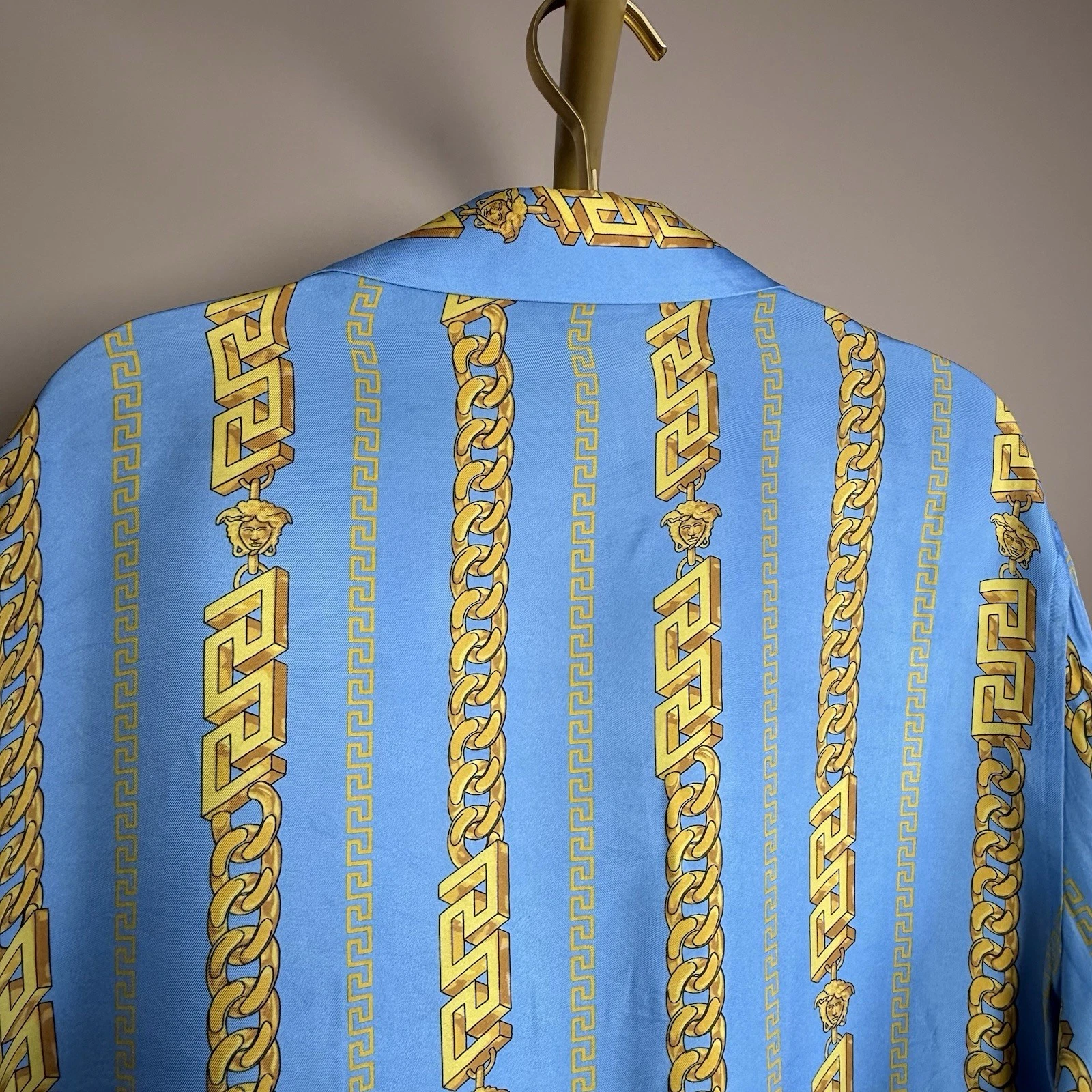 Camicia uomo in seta Gianni Versace Couture. Taglia 50. Blu E Giallo