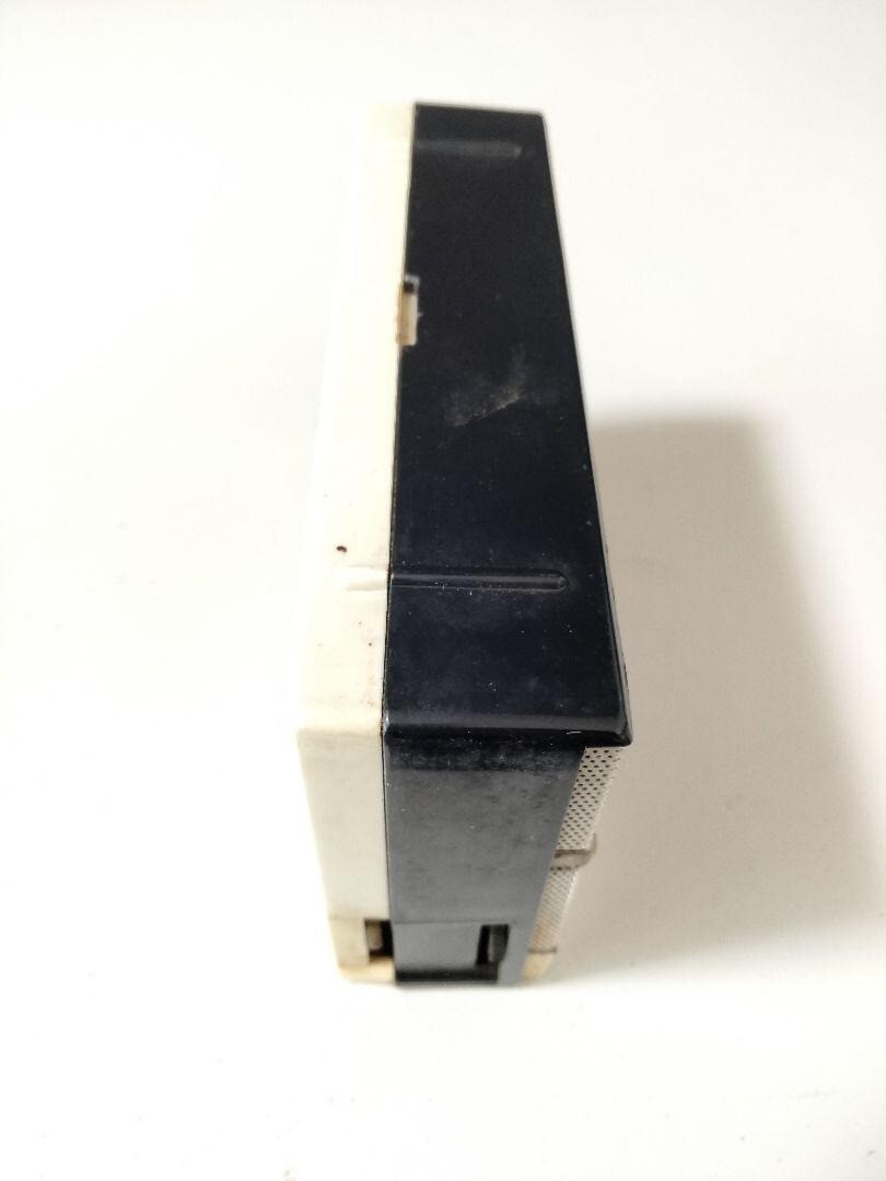 HITACHI WH-730 Transistor Radio SW/BC Receiver w/Cover Vintage