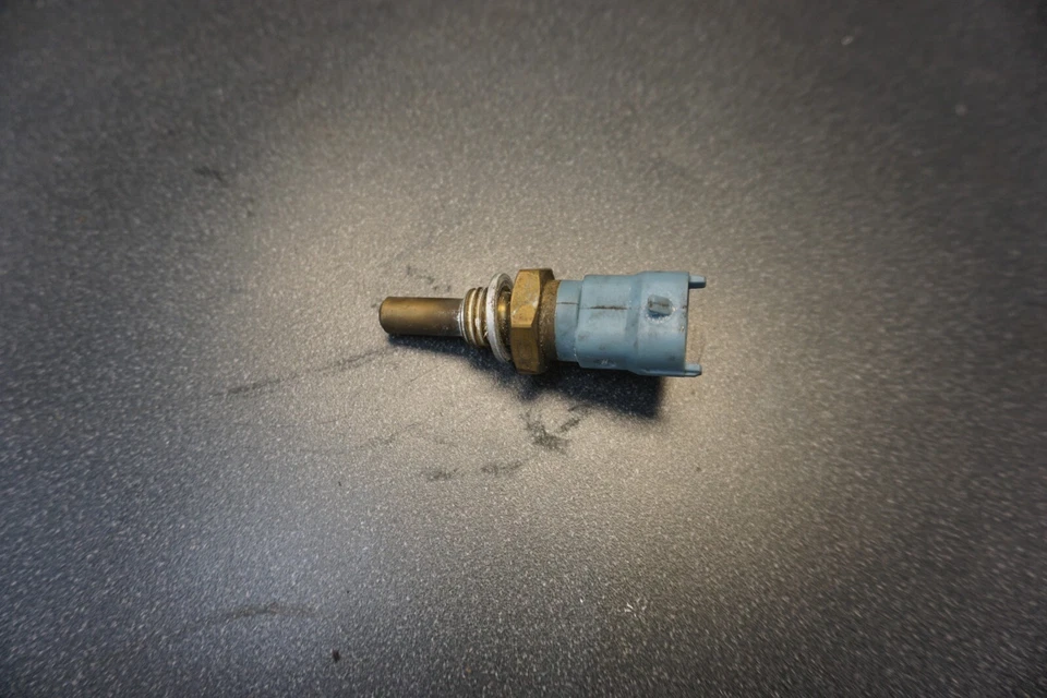 Sensor de temperatura del refrigerante del motor Polaris 2004-2014 OEM Turbo IQ Widetrak Dragon Foto 3 de 3