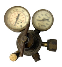 VICTOR OXYGEN SINGLE STAGE REGULATOR, SR-250 C, MEDIUM DUTY, FORGED BRASS