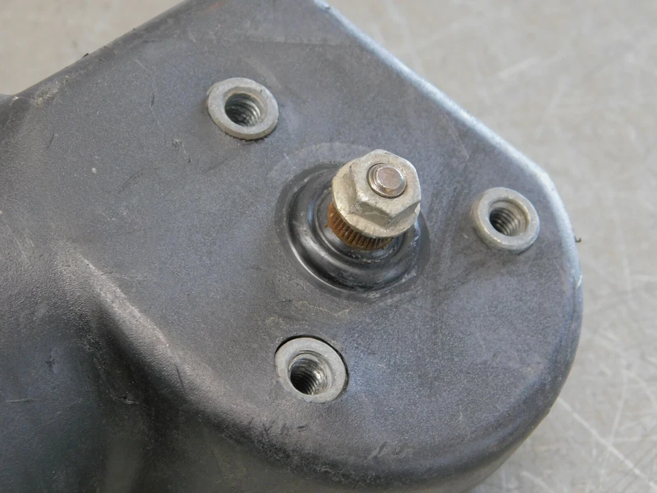 ОРИГИНАЛЬНЫЙ ДВИГАТЕЛЬ СТЕКЛООЧИСТИТЕЛЯ ПЕРЕДНЕГО СТЕКЛА BMW 1984 733I 735I E23 7 серии 61611373187 - Изображение 3 из 4