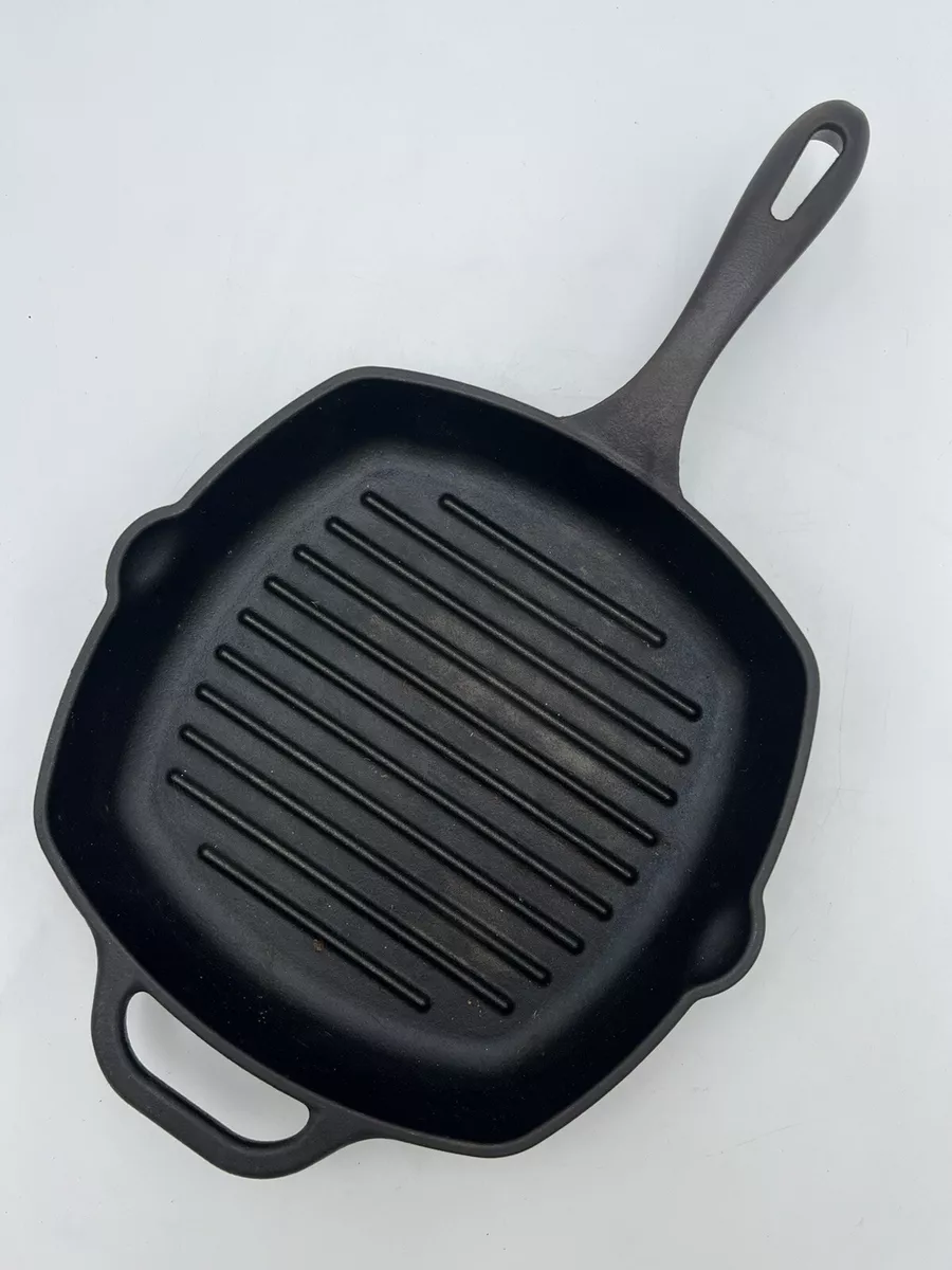 Victoria 10 in. Cast Iron Square Skillet/Grill Pan W/Double Pour Spout
