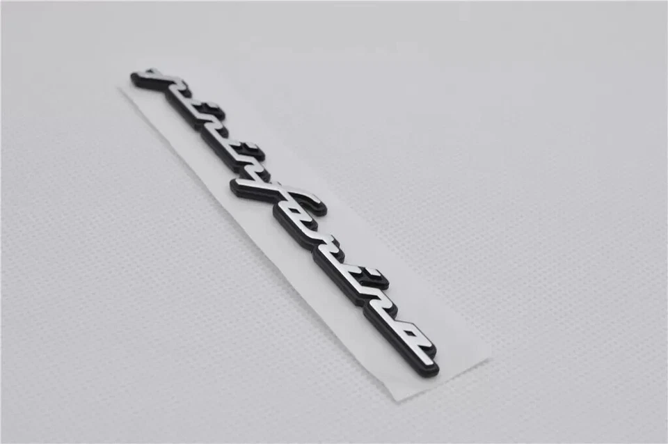 Insignia Ferrari 360 458 599 612 California Pininfarina OEM 81604500 Foto 3 de 3